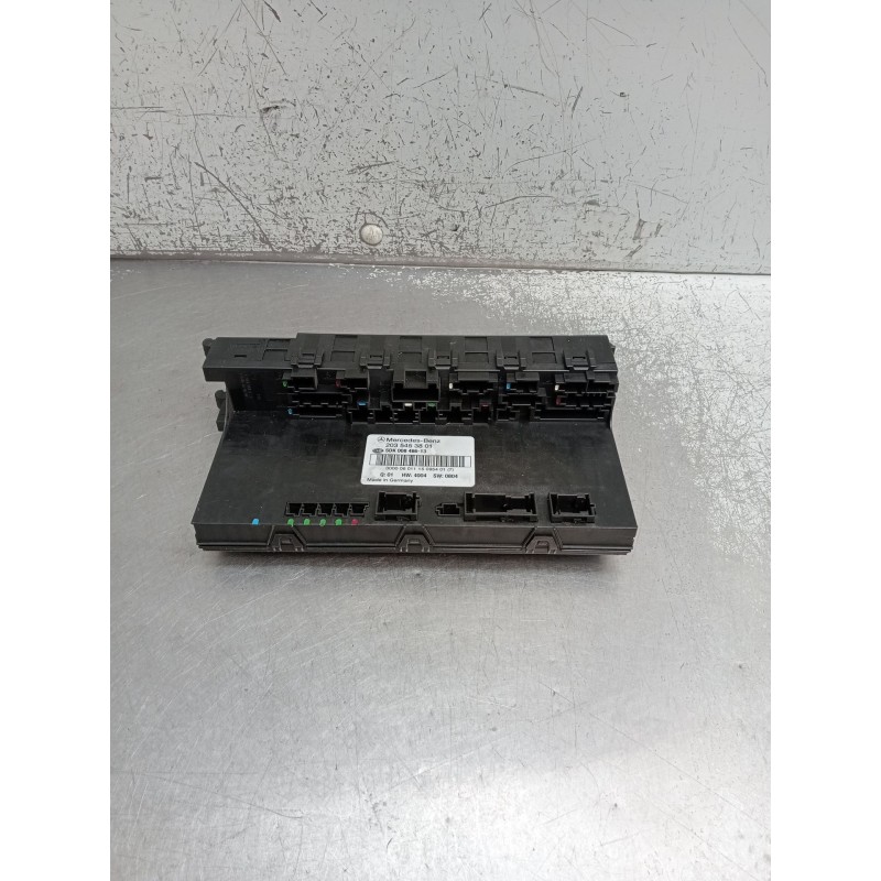 Recambio de caja reles / fusibles para mercedes-benz clk (c209) clk 320 cdi (209.320) referencia OEM IAM 2035453801 5DK00848613 