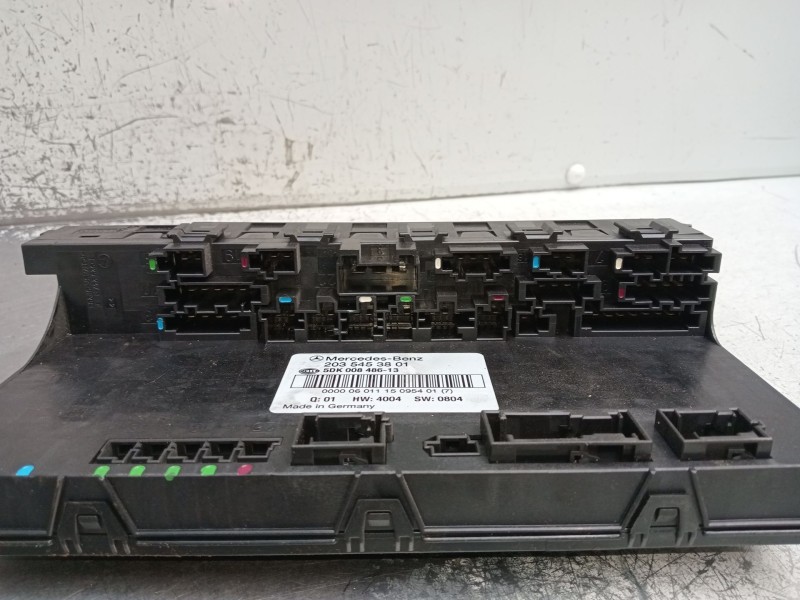 Recambio de caja reles / fusibles para mercedes-benz clk (c209) clk 320 cdi (209.320) referencia OEM IAM 2035453801 5DK00848613 