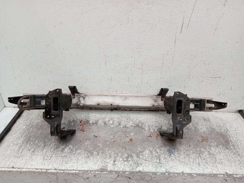 Recambio de refuerzo paragolpes delantero para mercedes-benz clk (c209) clk 320 cdi (209.320) referencia OEM IAM   C209 2002