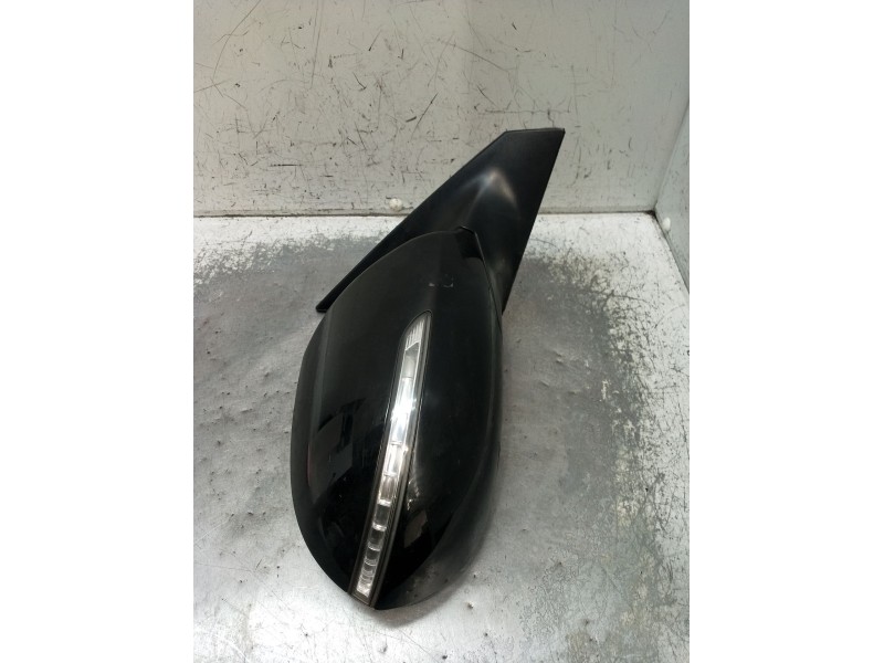 Recambio de retrovisor derecho para kia sportage concept 4x2 referencia OEM IAM  ELÉCTRICO 2010