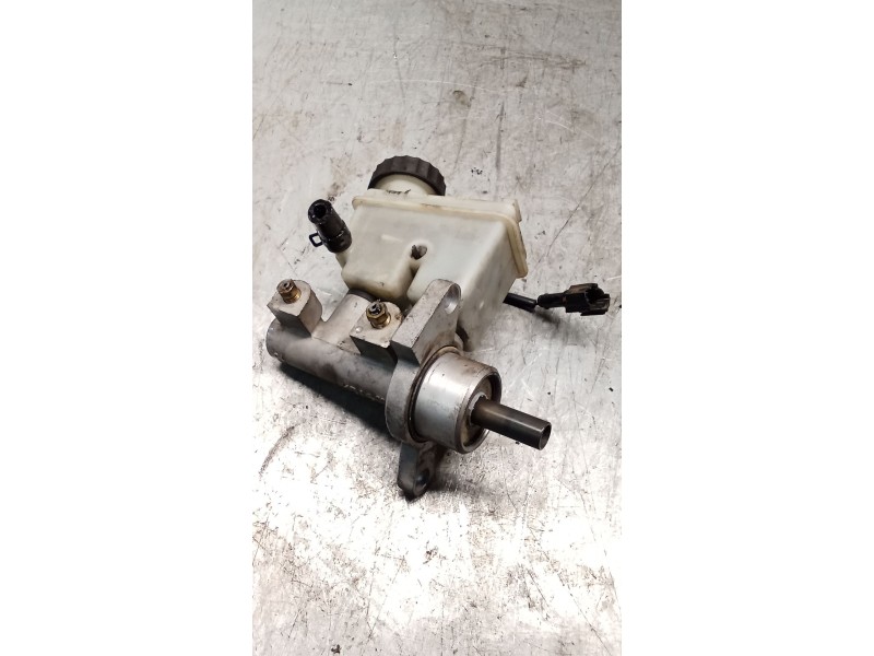 Recambio de bomba freno para daewoo nubira sedán (j200) 1.6 referencia OEM IAM   03