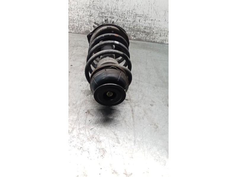 Recambio de amortiguador delantero derecho para daewoo nubira sedán (j200) 1.6 referencia OEM IAM   03