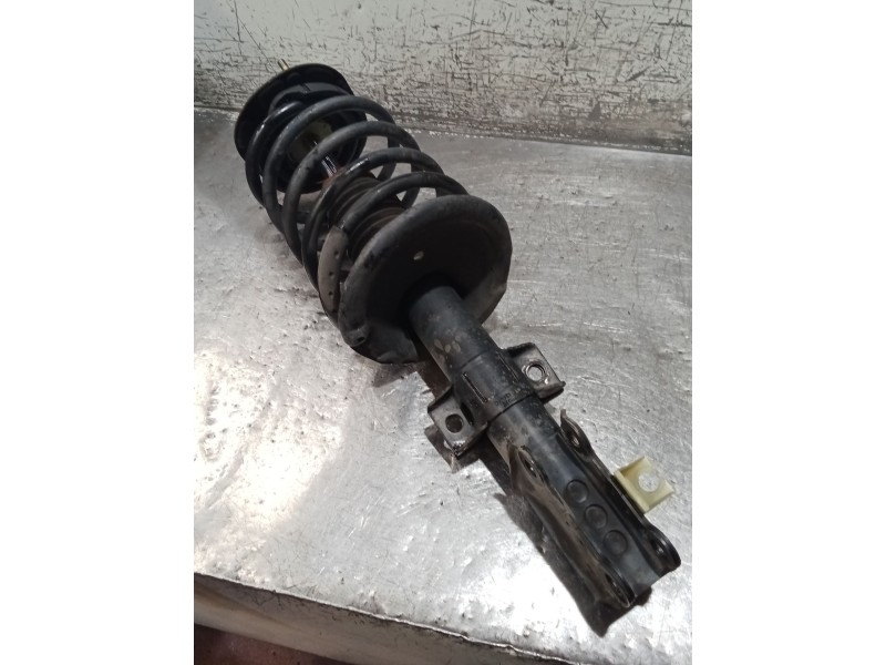 Recambio de amortiguador delantero izquierdo para volvo s60 i (384) 2.4 referencia OEM IAM 8667248A  00