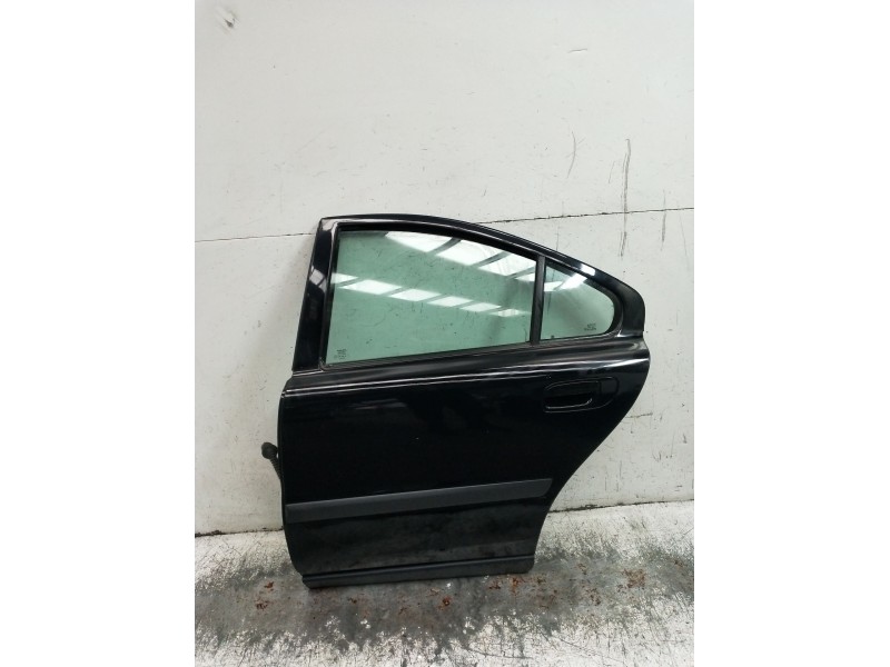 Recambio de puerta trasera izquierda para volvo s60 i (384) 2.4 referencia OEM IAM   2000