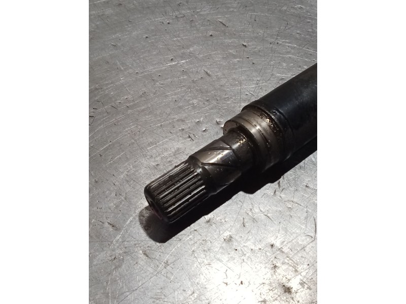 Recambio de transmision delantera derecha para volvo s60 i (384) 2.4 referencia OEM IAM P8689873 T030221 00