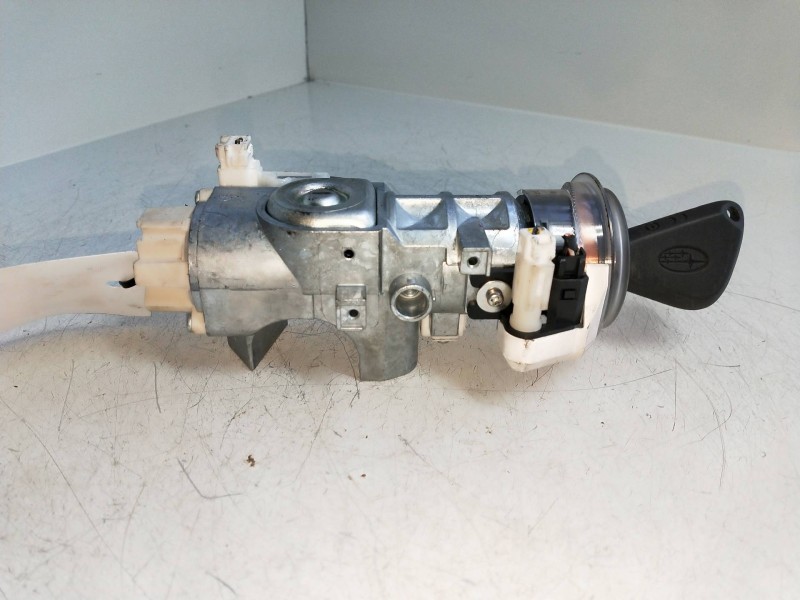 Recambio de conmutador de arranque para subaru impreza g12 classic referencia OEM IAM 88215AG000  