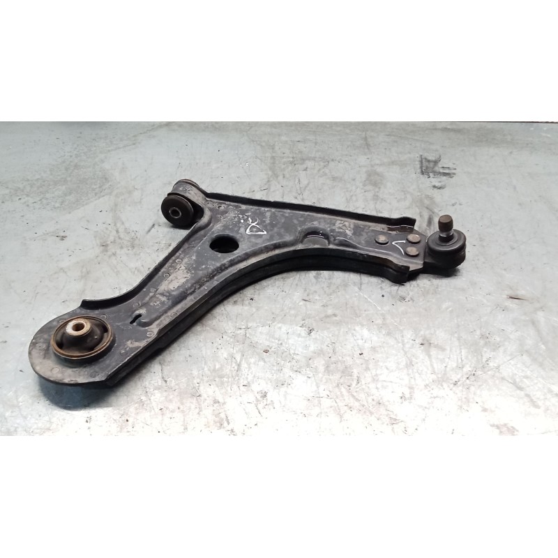 Recambio de brazo suspension inferior delantero derecho para daewoo nubira sedán (j200) 1.6 referencia OEM IAM   03