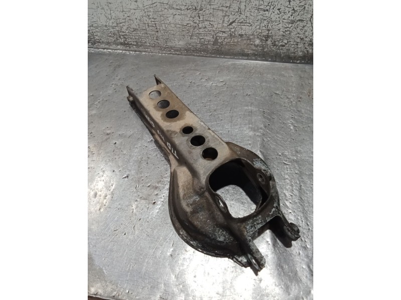 Recambio de brazo suspension inferior trasero derecho para volvo s60 i (384) 2.4 referencia OEM IAM  00 CENTRAL