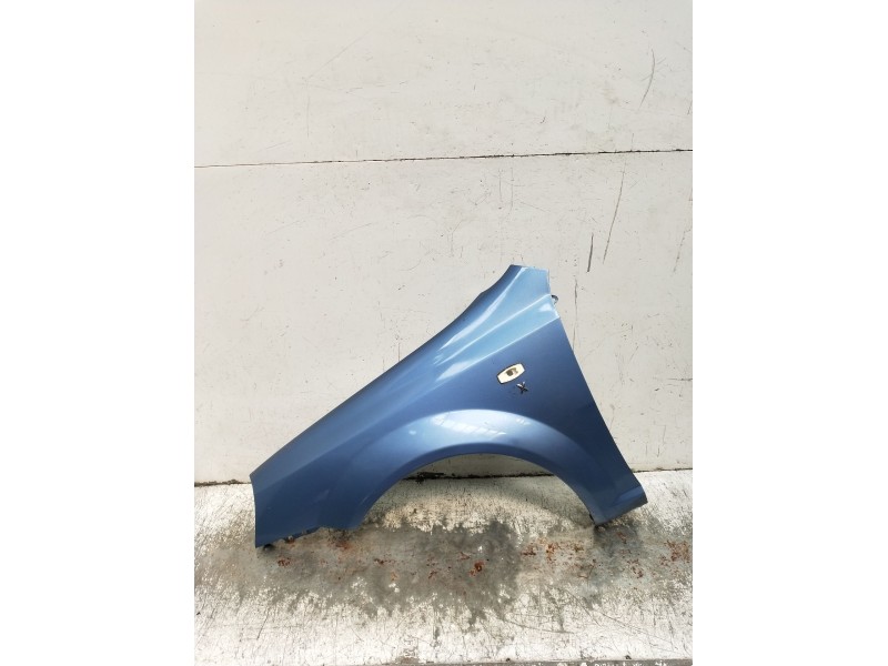 Recambio de aleta delantera izquierda para daewoo nubira sedán (j200) 1.6 referencia OEM IAM   2003