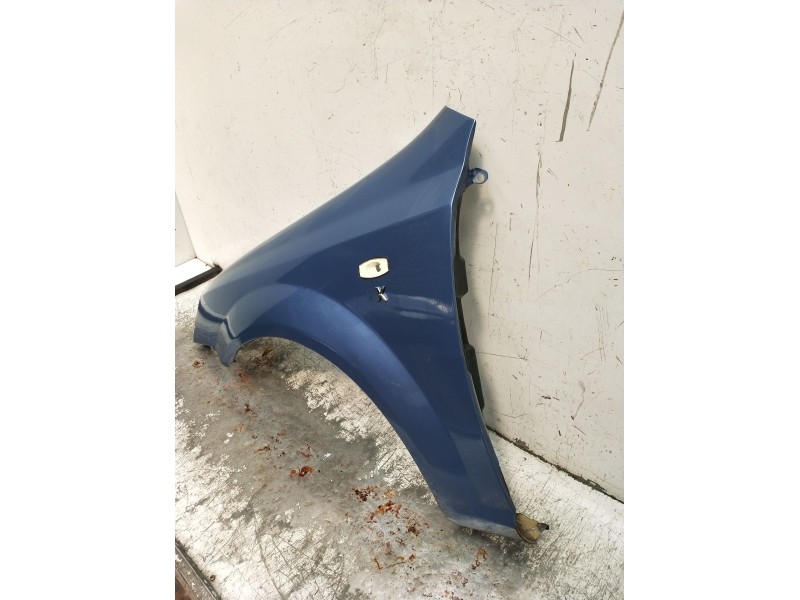Recambio de aleta delantera izquierda para daewoo nubira sedán (j200) 1.6 referencia OEM IAM   2003