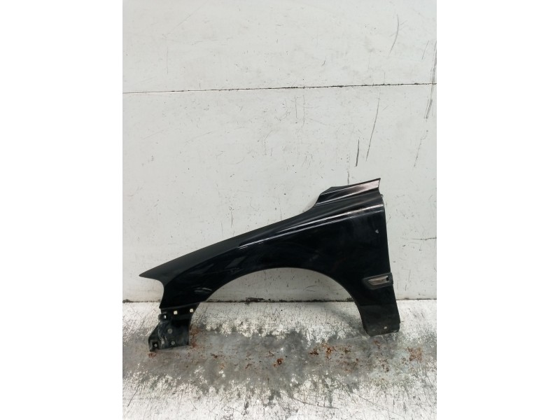 Recambio de aleta delantera izquierda para volvo s60 i (384) 2.4 referencia OEM IAM  VER FOTOS 2000