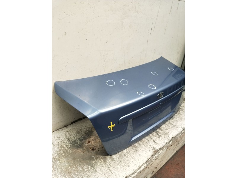 Recambio de tapa maletero para daewoo nubira sedán (j200) 1.6 referencia OEM IAM  VER FOTOS 2003