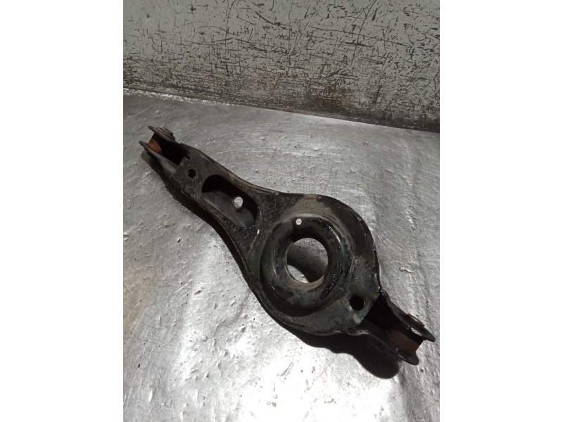 Recambio de brazo suspension inferior trasero derecho para ford focus i (daw, dbw) 1.8 tdci referencia OEM IAM   POSTERIOR