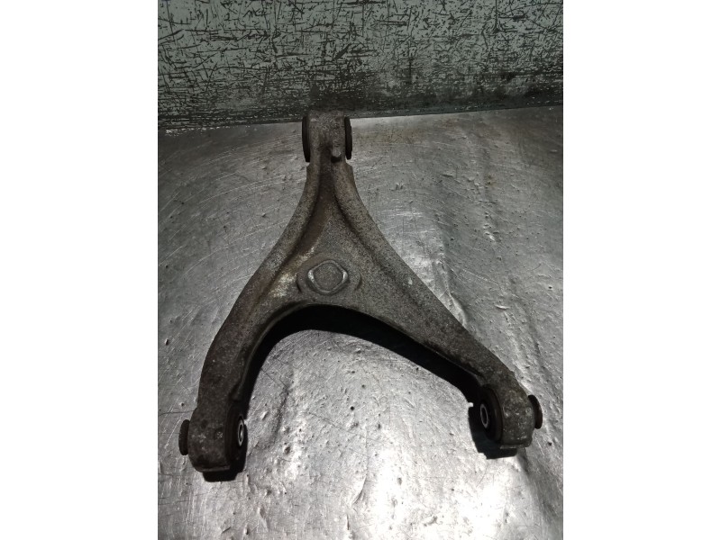Recambio de brazo suspension superior trasero izquierdo para peugeot 407 (6d_) 1.6 hdi 110 (6d9hzc, 6d9hyc) referencia OEM IAM  