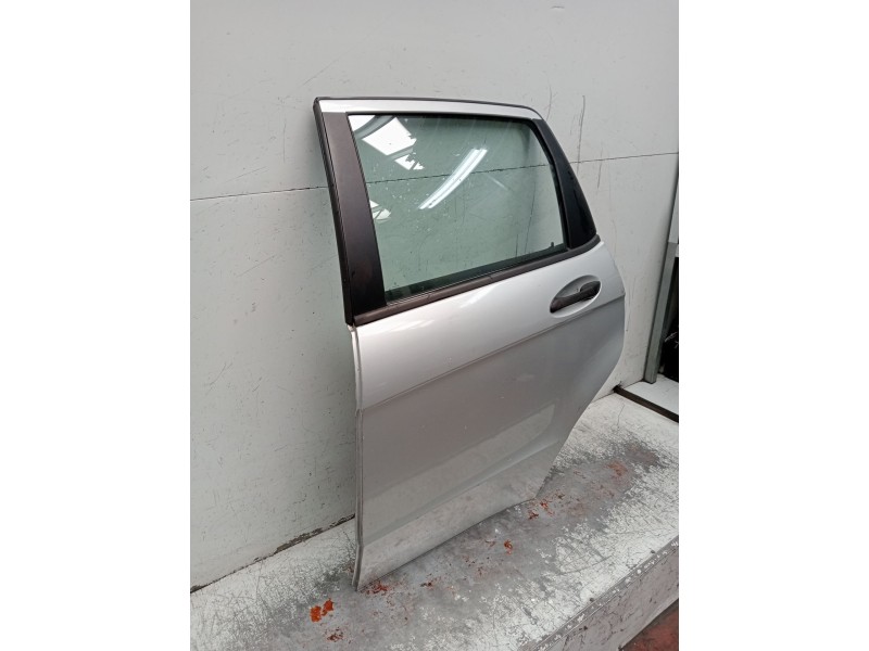 Recambio de puerta trasera izquierda para mercedes-benz clase a (w169) a 180 cdi (169.007, 169.307) referencia OEM IAM   2004 5P