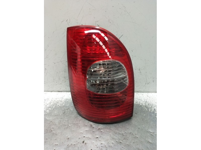 Recambio de piloto trasero izquierdo para citroën xsara picasso (n68) 1.6 hdi referencia OEM IAM   2004