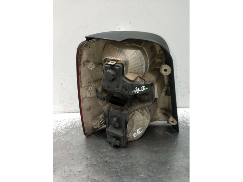 Recambio de piloto trasero derecho para volkswagen touran (1t1, 1t2) 1.9 tdi referencia OEM IAM   2007