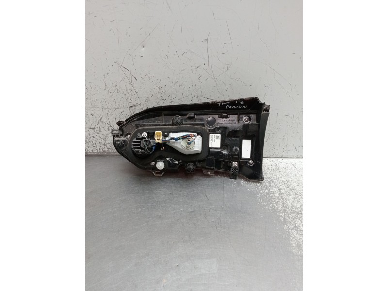 Recambio de piloto trasero izquierdo interior para toyota rav 4 v (_a5_, _h5_) 2.5 hybrid awd (axah54) referencia OEM IAM 815904