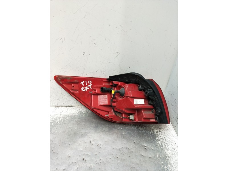 Recambio de piloto trasero derecho para kia sportage concept 4x2 referencia OEM IAM 924023W610  2010