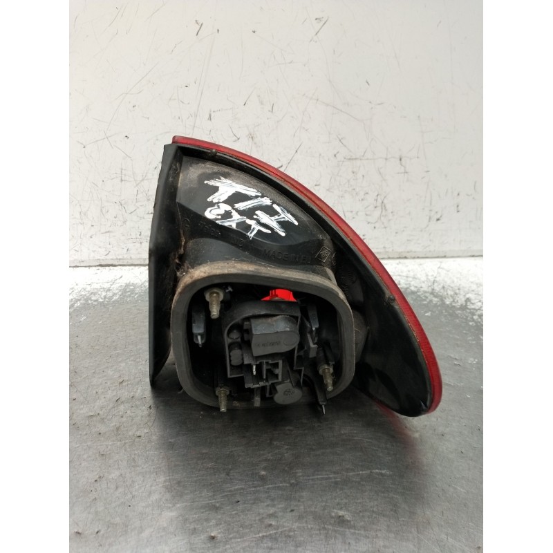 Recambio de piloto trasero izquierdo para renault megane i classic (la0/1_) 1.6 16v (la00, la04, la0b, la11, la16, la19, la1j, l