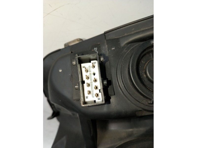 Recambio de faro derecho para citroën c2 (jm_) 1.4 hdi referencia OEM IAM   2003