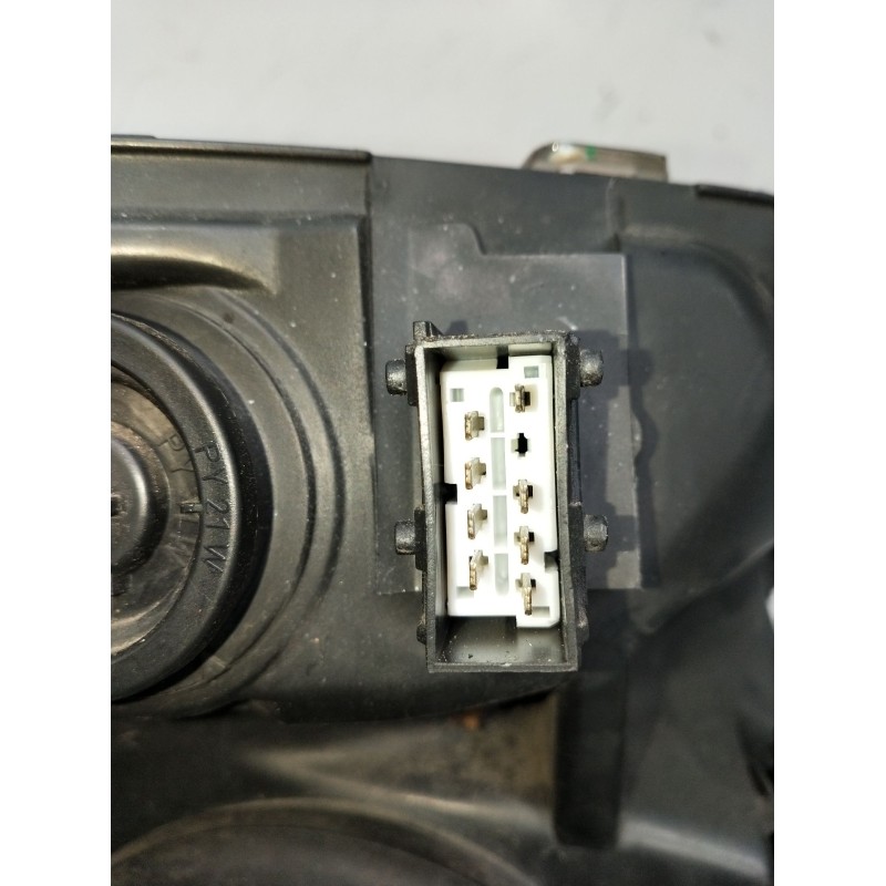 Recambio de faro izquierdo para citroën c2 (jm_) 1.4 hdi referencia OEM IAM 9680128380  2003