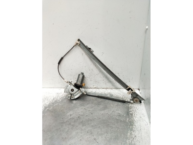 Recambio de elevalunas delantero derecho para renault megane i classic (la0/1_) 1.6 16v (la00, la04, la0b, la11, la16, la19, la1