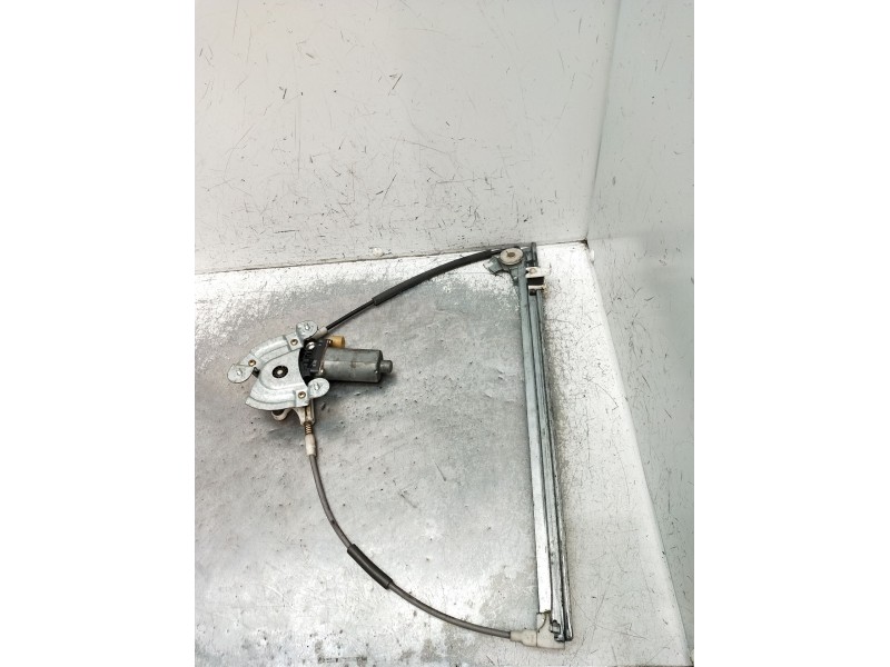 Recambio de elevalunas delantero izquierdo para renault megane i classic (la0/1_) 1.6 16v (la00, la04, la0b, la11, la16, la19, l