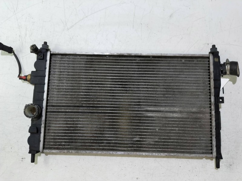 Recambio de radiador agua para opel kadett e 1.6 referencia OEM IAM 90352137  