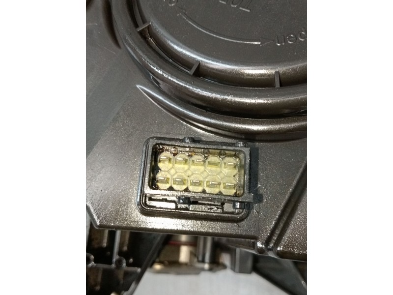 Recambio de faro derecho para opel zafira tourer c (p12) 1.6 cdti (75) referencia OEM IAM 13401002 XENON 130702398300 2012