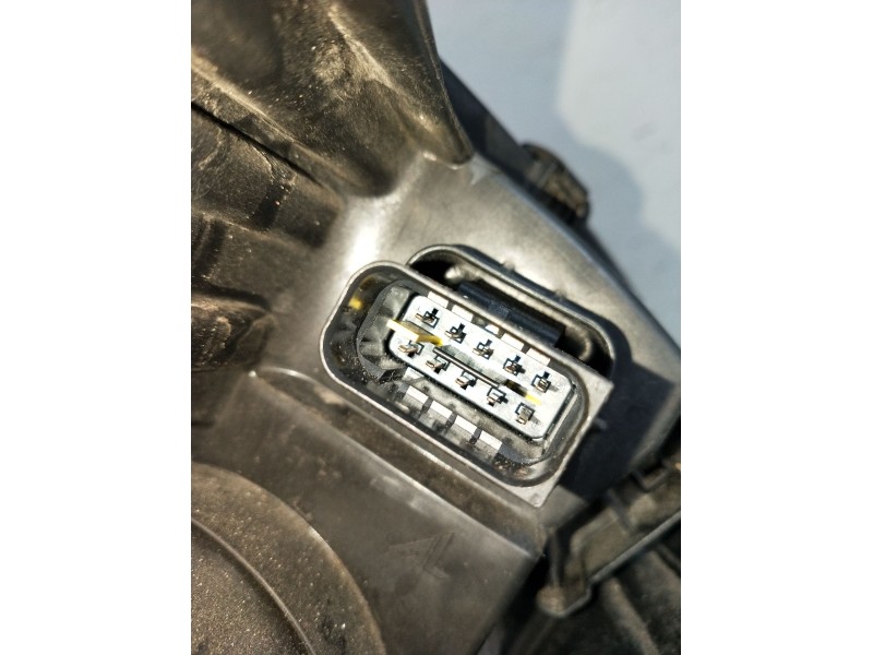 Recambio de faro izquierdo para peugeot 308 ii (lb_, lp_, lw_, lh_, l3_) 1.5 bluehdi 130 referencia OEM IAM 145100044100 1628555