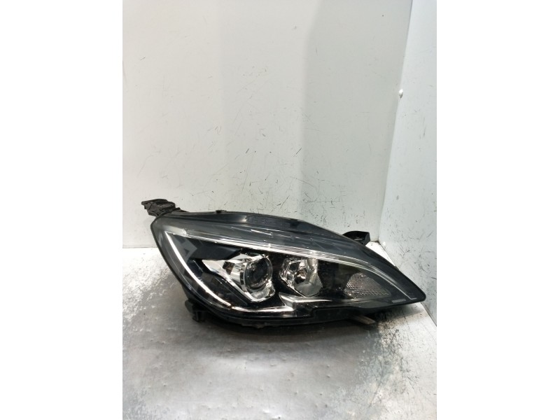 Recambio de faro derecho para peugeot 308 ii (lb_, lp_, lw_, lh_, l3_) 1.5 bluehdi 130 referencia OEM IAM 9816990580 N0000007600