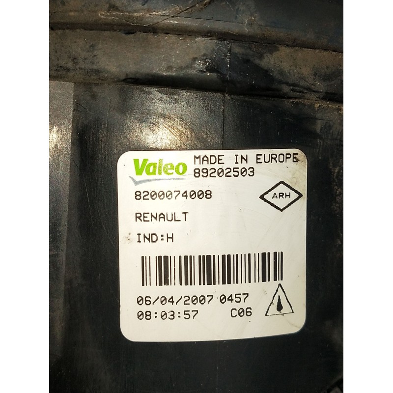 Recambio de faro antiniebla izquierdo para renault megane ii sedán (lm0/1_) 1.5 dci (lm1e) referencia OEM IAM 8200074008 8920250