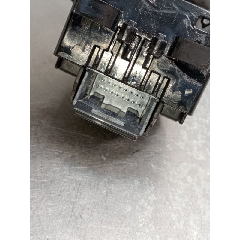 Recambio de mando limpia para toyota rav 4 v (_a5_, _h5_) 2.5 hybrid awd (axah54) referencia OEM IAM 4220017L021  2022