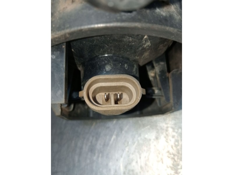Recambio de faro antiniebla derecho para ssangyong actyon sports xdi 4wd referencia OEM IAM   2007