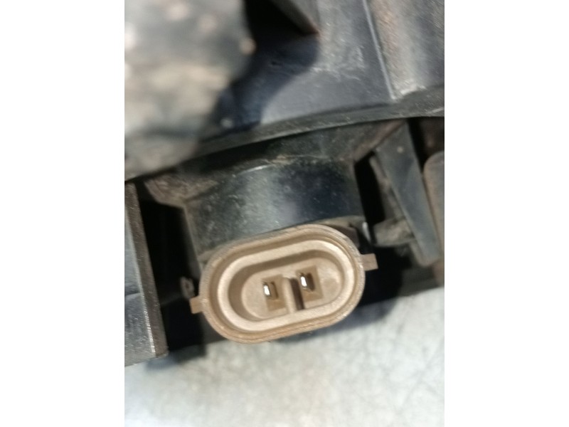 Recambio de faro antiniebla izquierdo para ssangyong actyon sports xdi 4wd referencia OEM IAM   2007