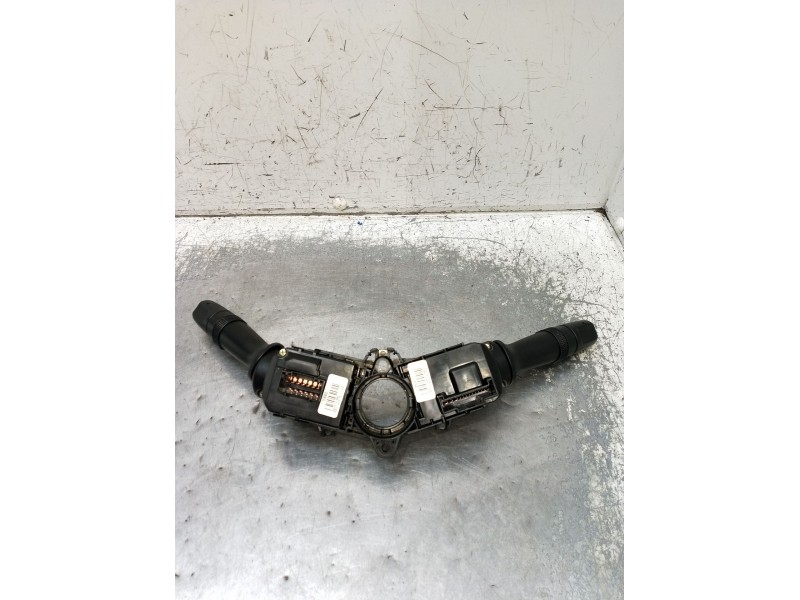 Recambio de mando luces para kia sportage concept 4x2 referencia OEM IAM 934202Y660 934101M631 2010