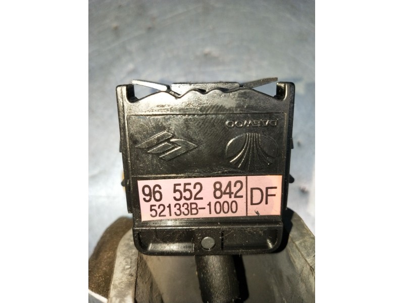 Recambio de mando limpia para daewoo nubira sedán (j200) 1.6 referencia OEM IAM 96552842 52133B1000 2003