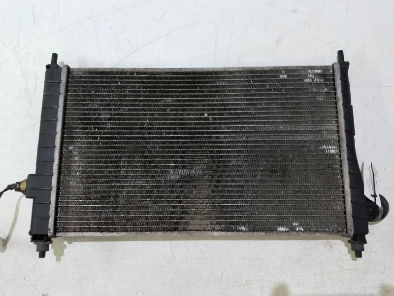 Recambio de radiador agua para opel kadett e 1.6 referencia OEM IAM 90352137  