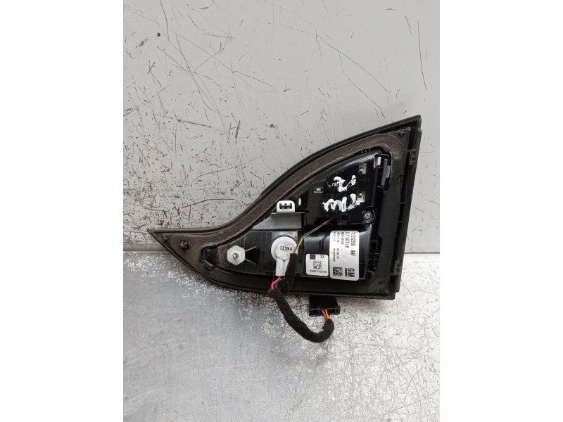 Recambio de piloto trasero izquierdo interior para opel zafira tourer c (p12) 1.6 cdti (75) referencia OEM IAM 13292358 42844870