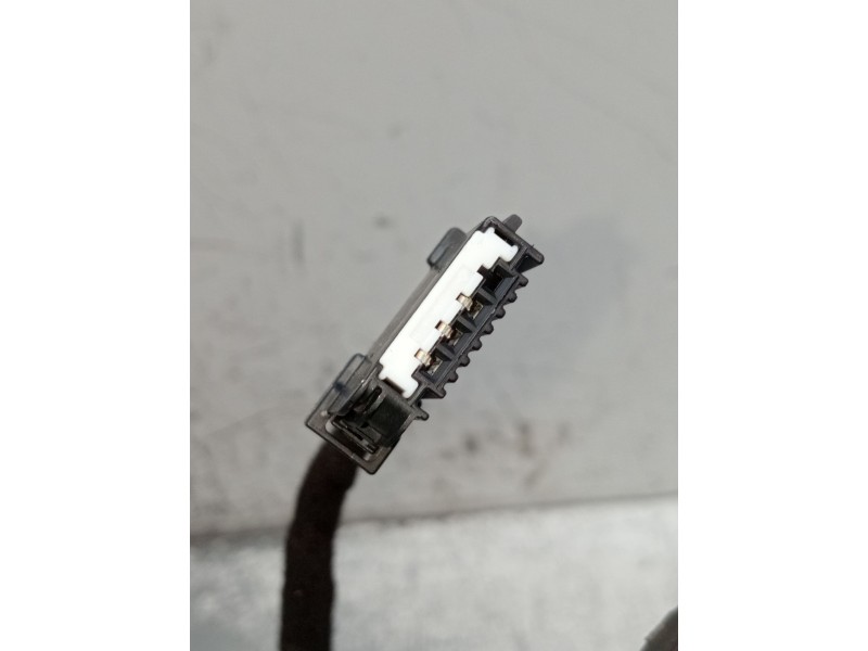 Recambio de piloto trasero izquierdo interior para opel zafira tourer c (p12) 1.6 cdti (75) referencia OEM IAM 13292358 42844870