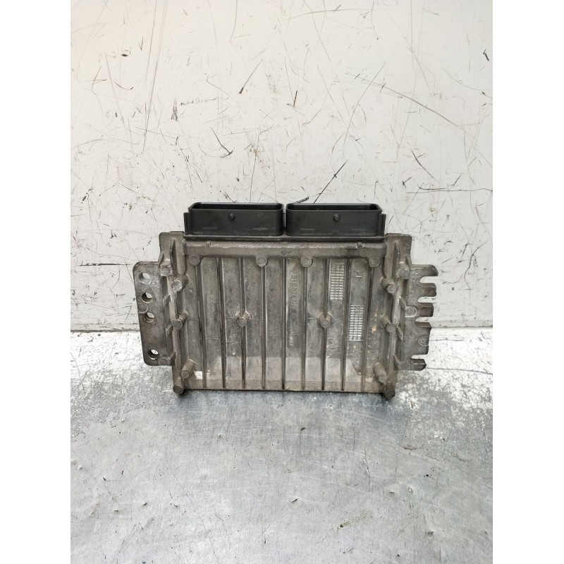 Recambio de centralita motor uce para renault megane i classic (la0/1_) 1.6 16v (la00, la04, la0b, la11, la16, la19, la1j, la1k,