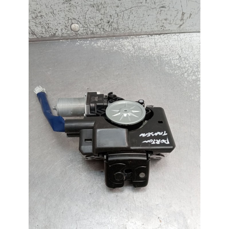 Recambio de motor cierre centralizado porton para toyota rav 4 v (_a5_, _h5_) 2.5 hybrid awd (axah54) referencia OEM IAM 1638000