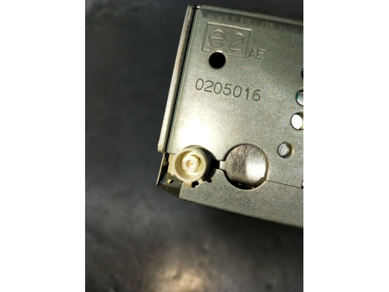 Recambio de sistema audio / radio cd para citroën c2 (jm_) 1.4 hdi referencia OEM IAM 96639793XT00 A2C53220044 2003