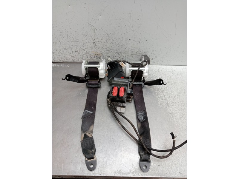 Recambio de juego cinturones trasero para toyota rav 4 v (_a5_, _h5_) 2.5 hybrid awd (axah54) referencia OEM IAM   2022