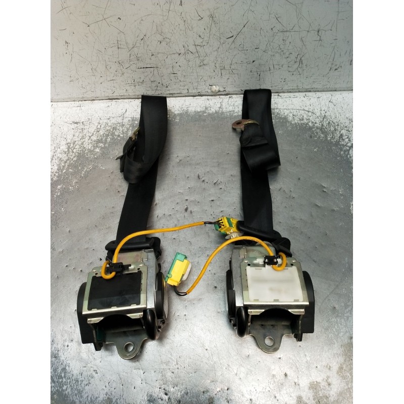 Recambio de juego cinturones trasero para volkswagen touareg (7la, 7l6, 7l7) 3.0 v6 tdi referencia OEM IAM  3P 2003