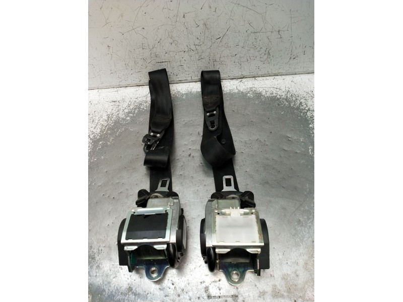 Recambio de juego cinturones delantero para volkswagen touareg (7la, 7l6, 7l7) 3.0 v6 tdi referencia OEM IAM  3P 2003