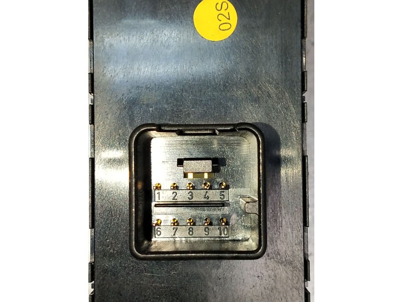 Recambio de mando elevalunas delantero izquierdo para volkswagen touareg (7la, 7l6, 7l7) 3.0 v6 tdi referencia OEM IAM 7L6959857