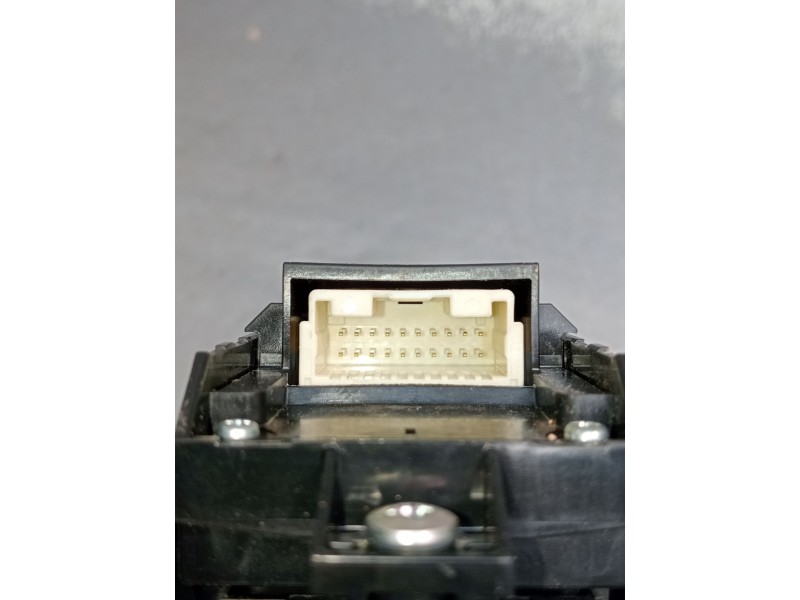 Recambio de mando elevalunas delantero izquierdo para toyota rav 4 v (_a5_, _h5_) 2.5 hybrid awd (axah54) referencia OEM IAM   2