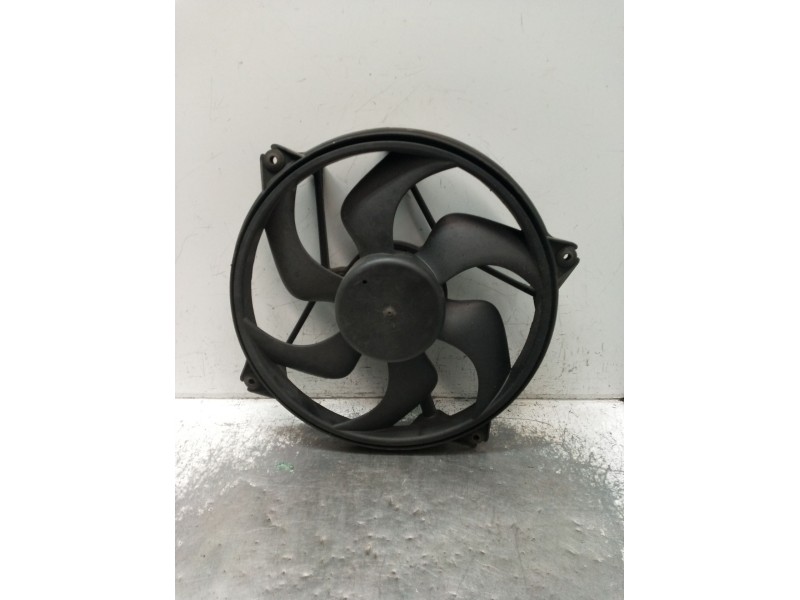 Recambio de electroventilador para citroën xsara picasso (n68) 1.6 hdi referencia OEM IAM   2004